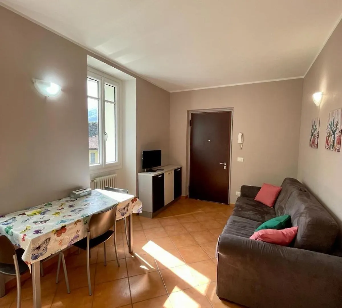 Apartment Appartamento Ai Crotti Dervio